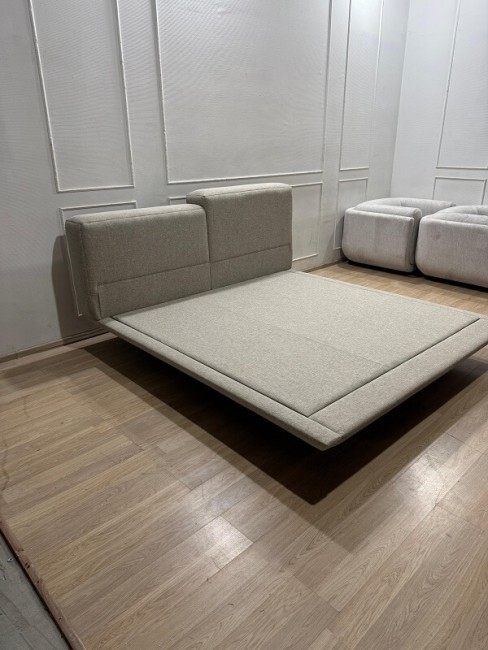 Парящая кровать с подсветкой Testiera Fly 18 Парящая кровать с подсветкой Testiera Fly 18