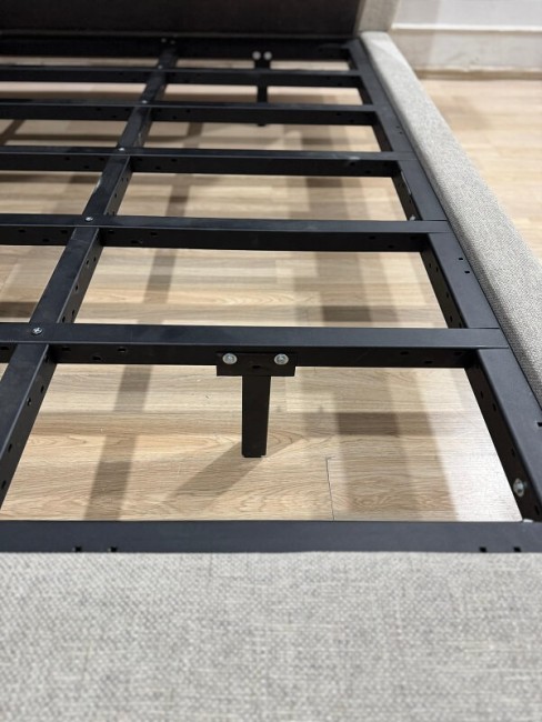 Парящая кровать с подсветкой Testiera Fly 18 Парящая кровать с подсветкой Testiera Fly 18